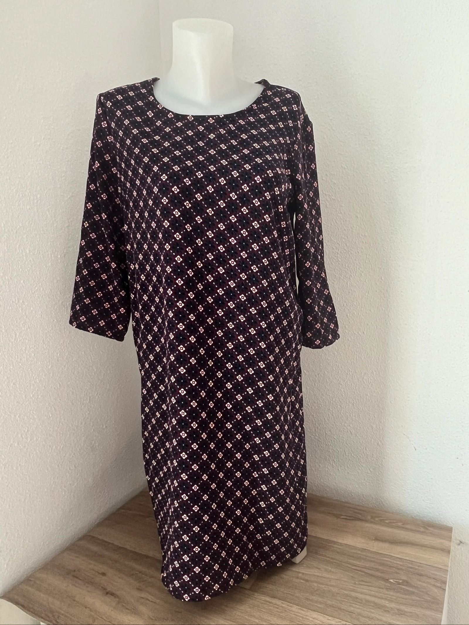 Robe manches 3/4 taille 42